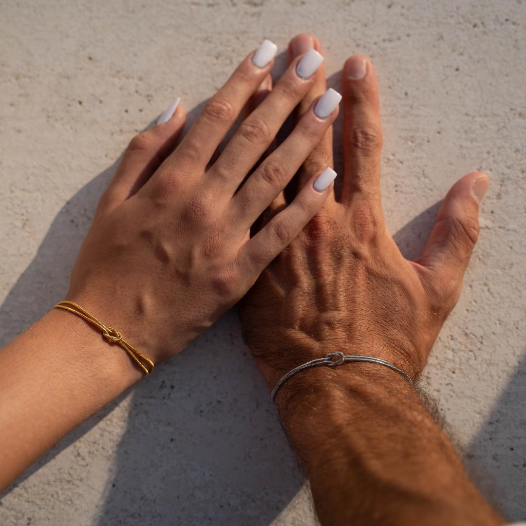 Le Bracelet Amour Lié