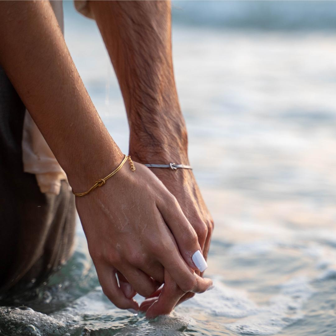 Le Bracelet Amour Lié