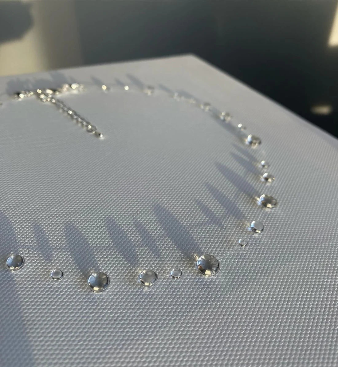 Le collier pluie diluvienne