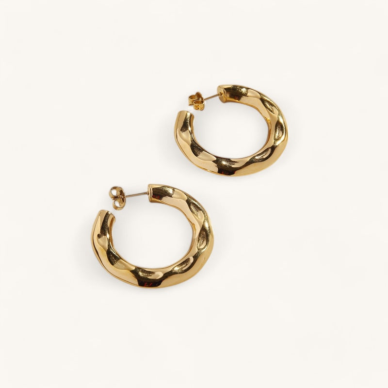 Les Boucles d’Oreilles Jackie