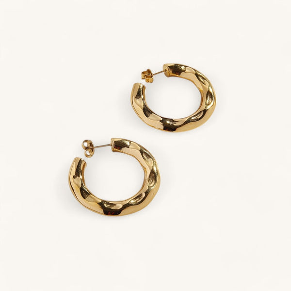 Les Boucles d’Oreilles Jackie