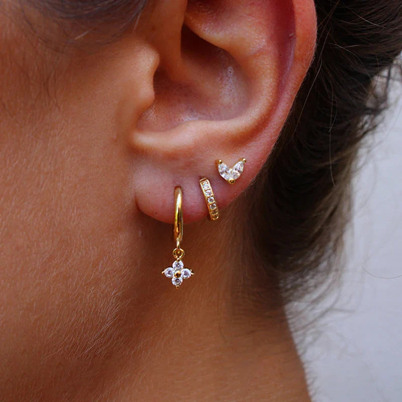 Le Set de Boucles d’Oreilles Olivia